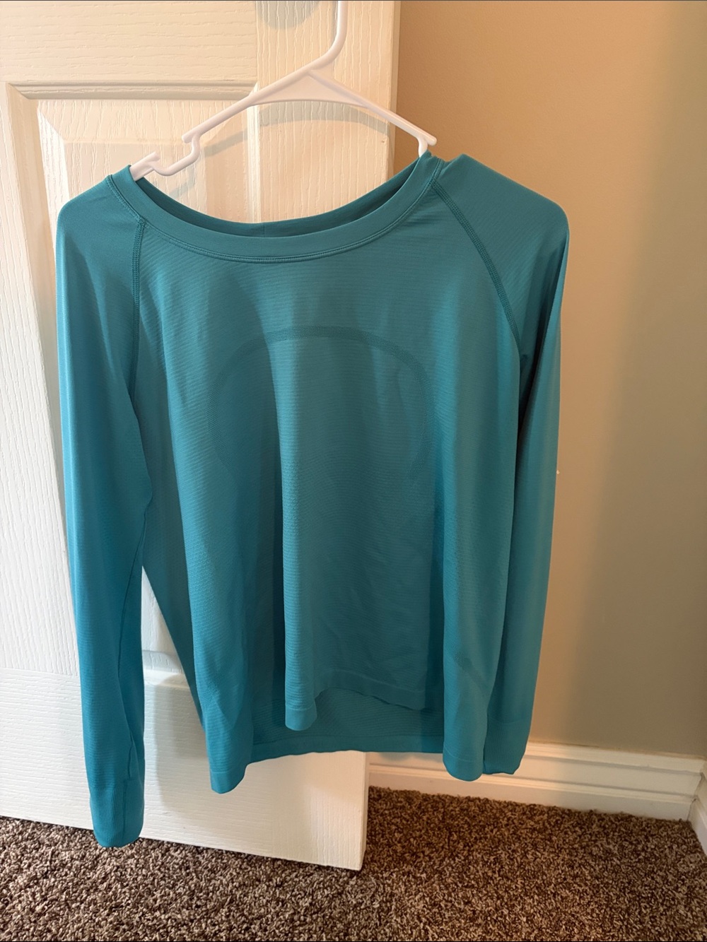 Lululemon swiftly tech